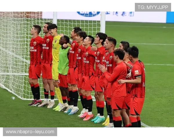 海港俱乐部20周年庆典:从上海东亚到中超劲旅,3万球迷见证崛起 海港俱乐部20周年庆典:从上海东亚到中超劲旅,3万球迷见证崛起